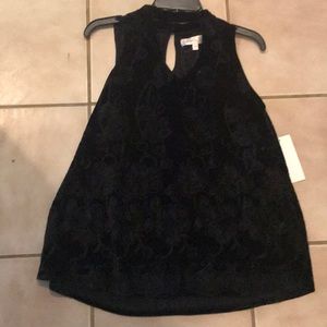 Magnolia skye black tank top